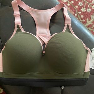 ❤️VS 34d Incredible Sports Bra